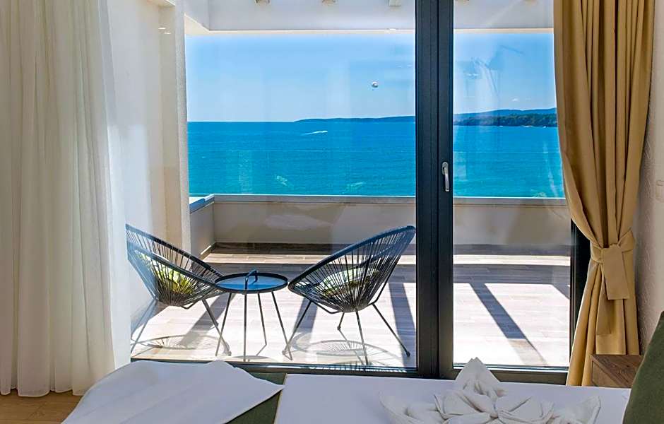 Olive Villas Beach Hotel