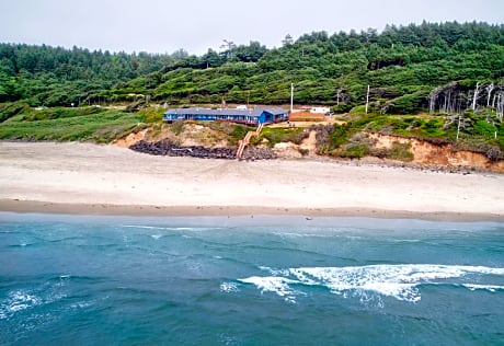 Moolack Shores Inn