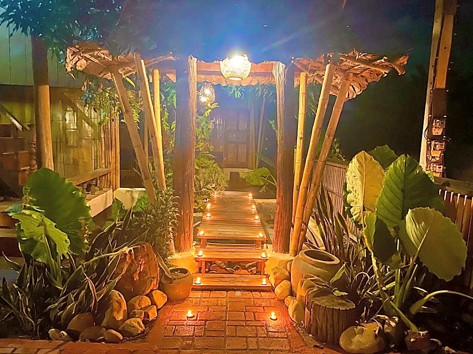 Ban Rai Jai Chaem - Spa Cafe & Homestay