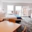 La Place Rendez-Vous Hotel