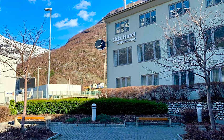 Sitla Hotel & Apartments