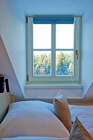 Attic Triple Room with Shared Bathroom