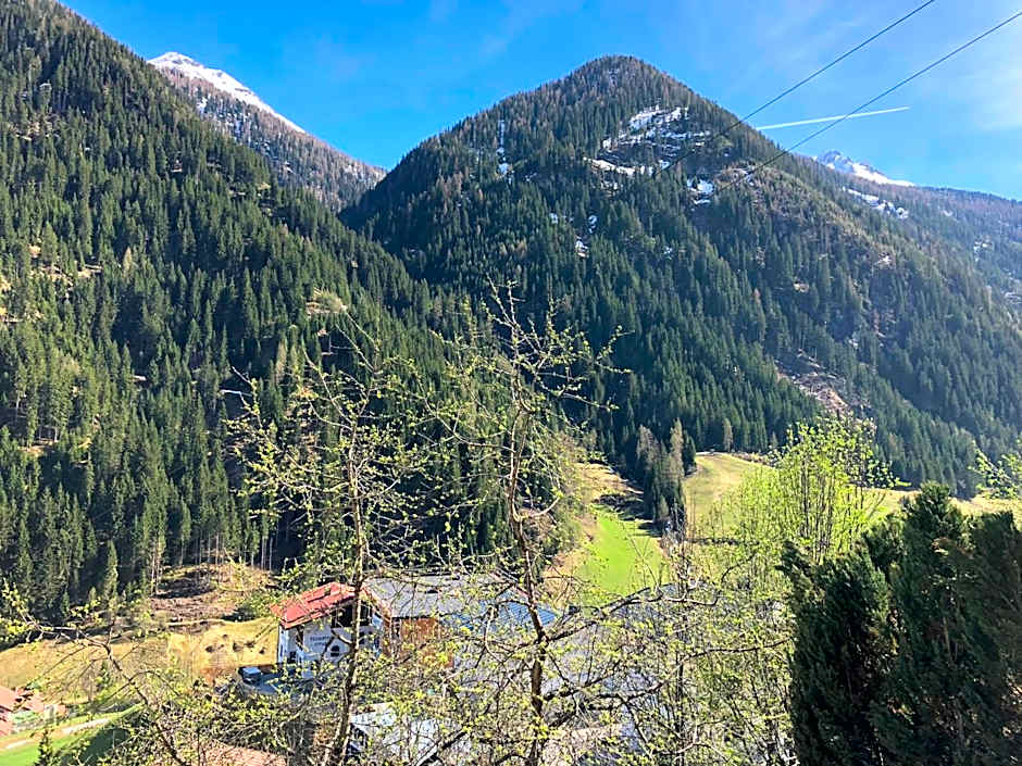 Hotel Garni Central - Zimmer - Studios - Apartments