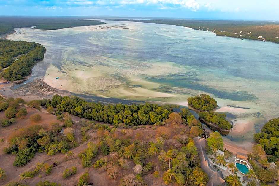 The Mida Creek Hotel