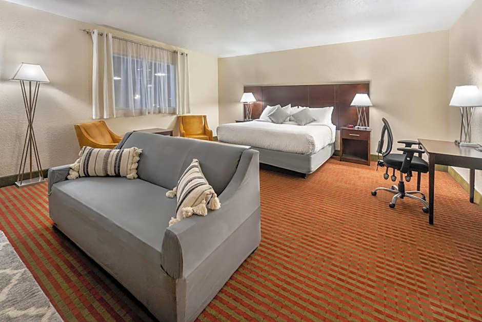 Grand Williston Hotel And Conference Center