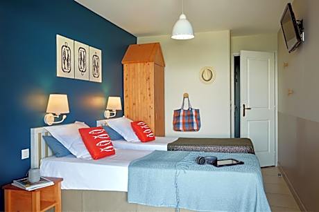 One-Bedroom Apartment with Terrace or Balcony (4 people) - Open Sea View - Seafront