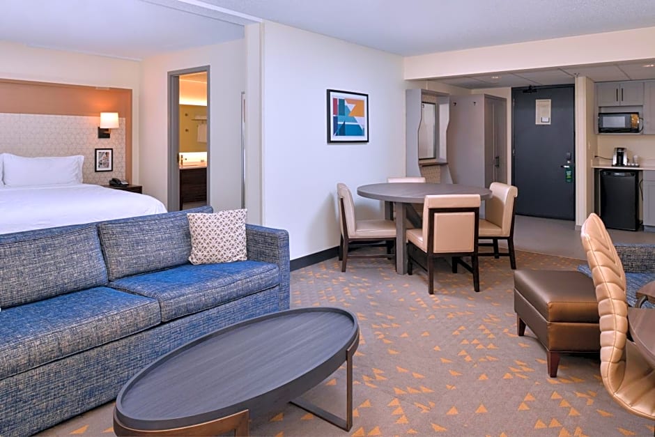 Holiday Inn Hotel & Suites Overland Park-Convention Center By IHG
