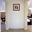 Cairns Queenslander Hotel & Apartments