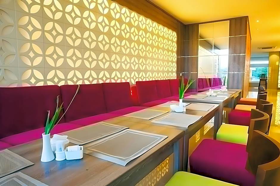 Lombok Raya Hotel