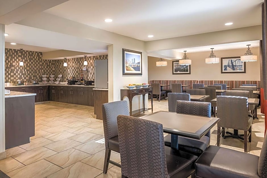 Country Inn & Suites by Radisson, Grandville-Grand Rapids West, MI