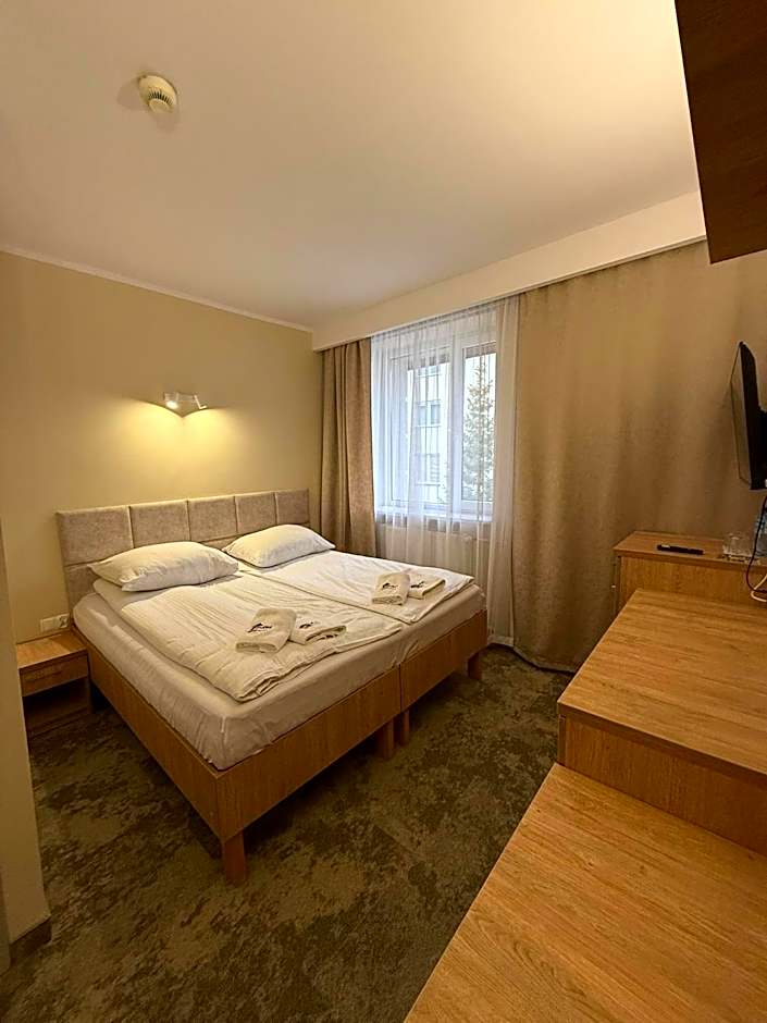 Foto 1 von 5 von Deluxe 1 Queen Bed