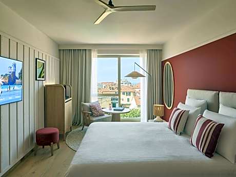 Superior King or Twin Room
