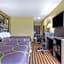Super 8 by Wyndham Nixa/Springfield Area