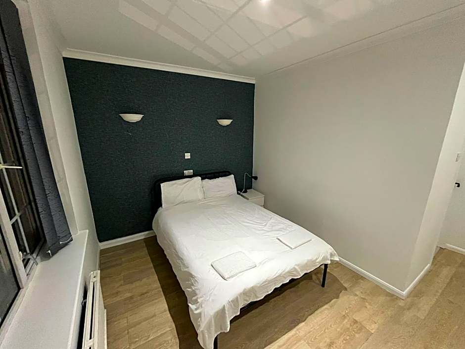 White Rose Hotel & Restaurant - Leeds