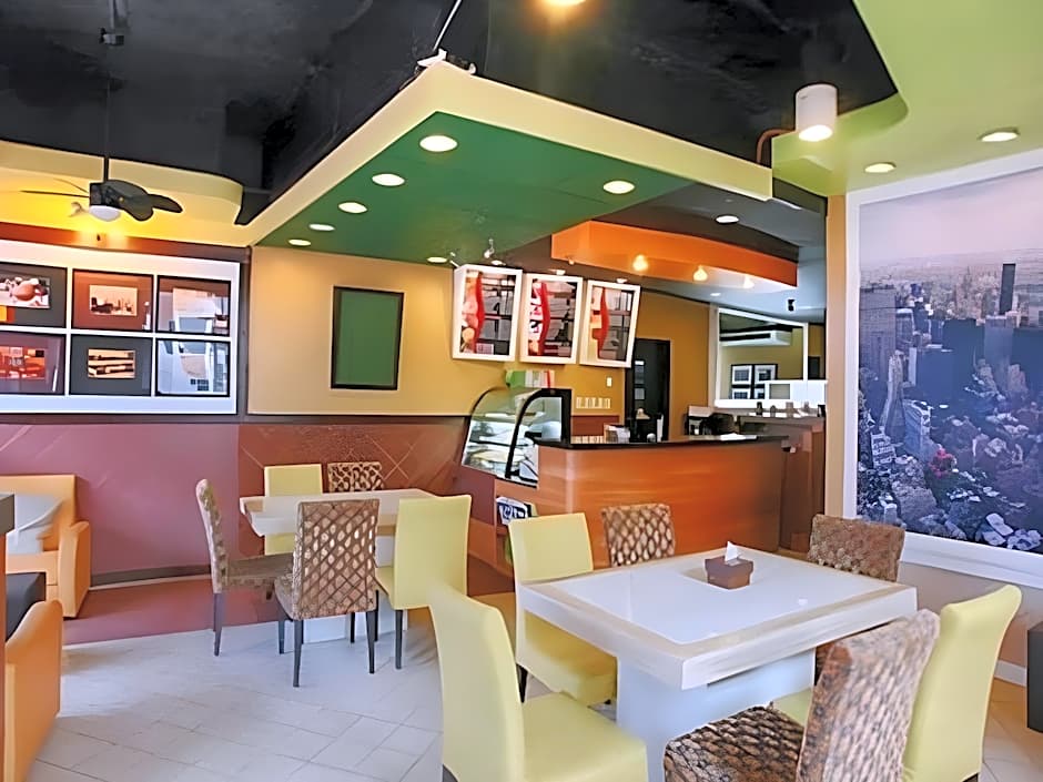 Viven Hotel