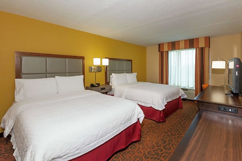 Photo 1 of 7 of 2 Queen Beds, Hearing/Mobility Accessible, Roll in Shower