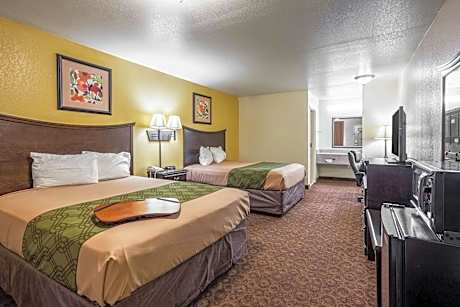 Queen Room with Two Queen Beds - Non-Smoking