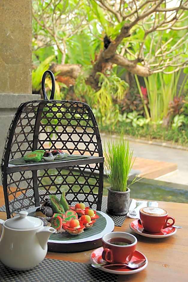 The Wolas Villas