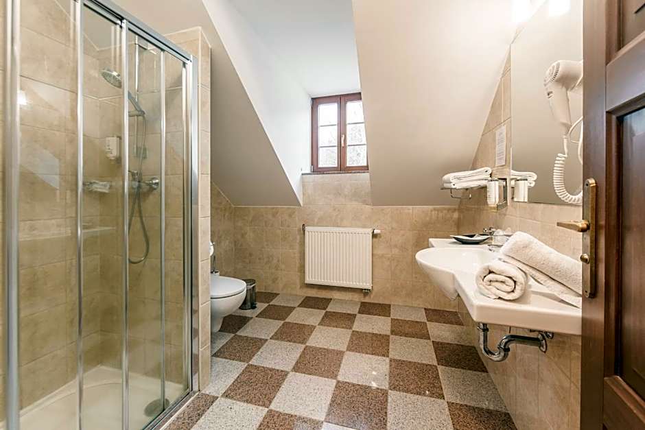 Hotel Jizerka 4