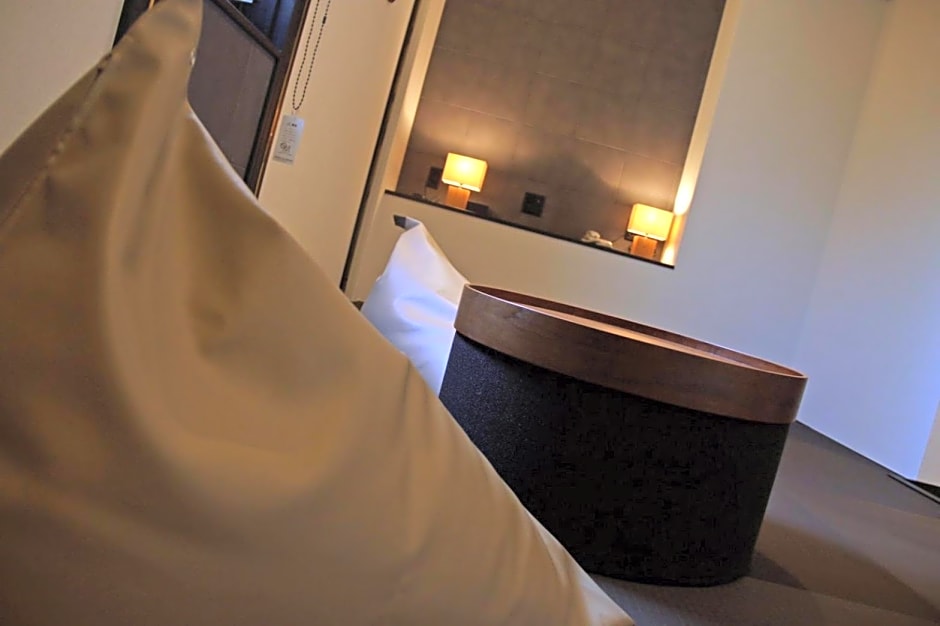 Hotel 3 O'Clock Tennoji
