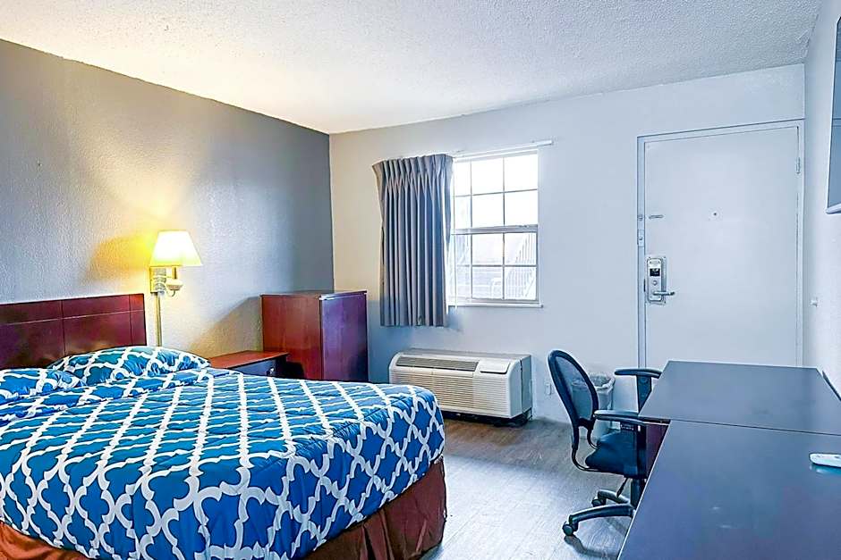 Happy Stay Inn Madisonville I-69 By OYO