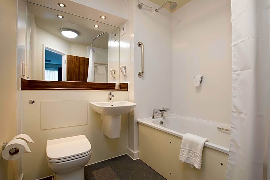 Spring River Ebbsfleet by Marston's Inns