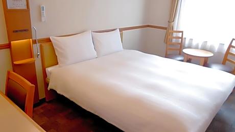 Queen Room - Non-Smoking