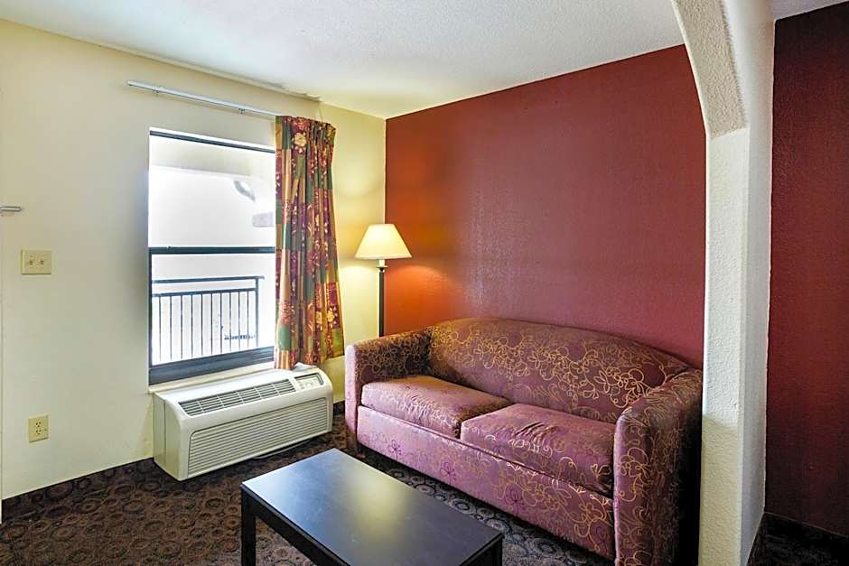 OYO Hotel Port Allen LA