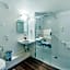 Comfort Hotel Aeroport Lyon St Exupery