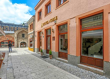 Hotel Noble