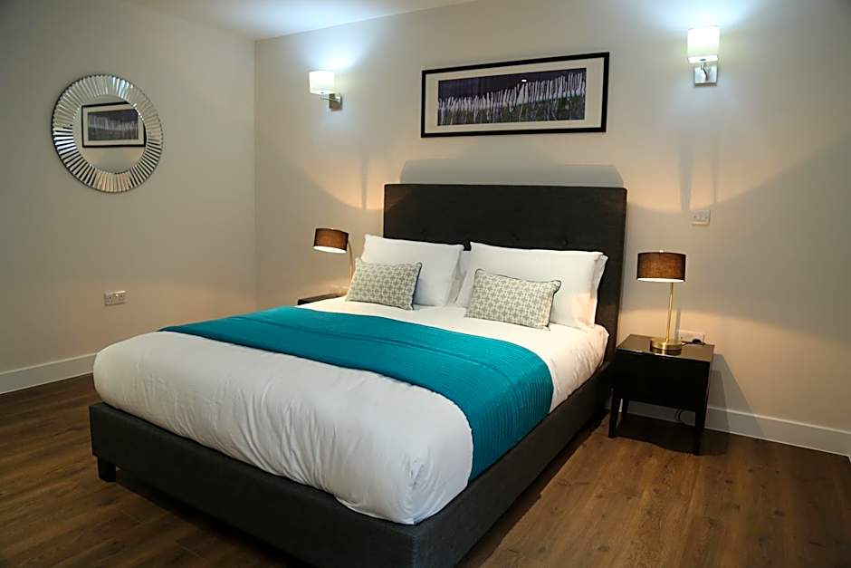 Twyne House Apartments