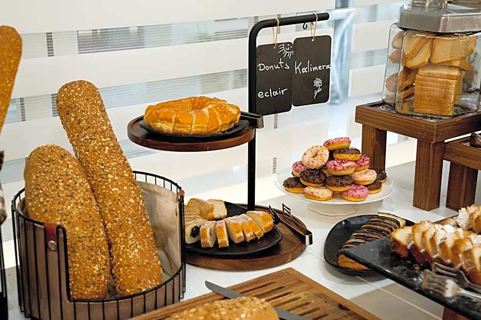 Siviris Golden Beach