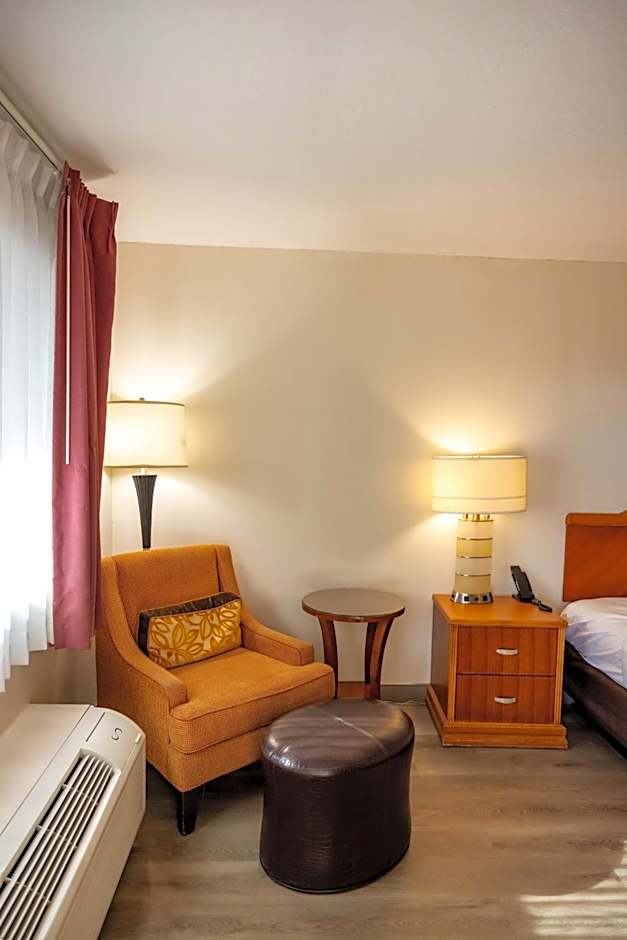 Quality Inn & Suites Lake Havasu City