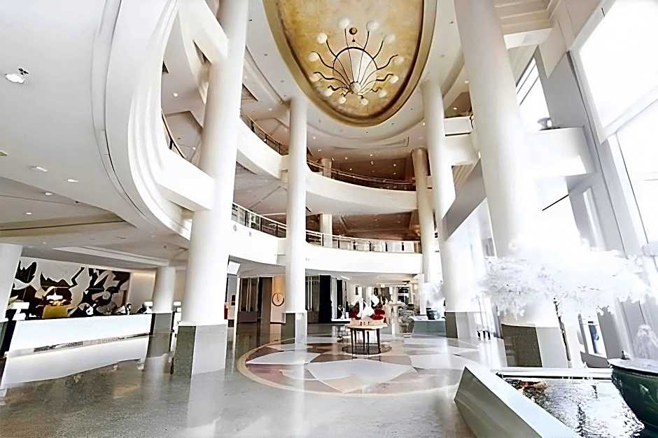 Miracle Grand Convention Hotel