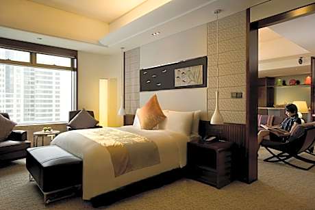 Suite Club Executive