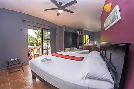 Premium Quadruple Room