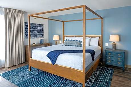 King Suite with Sea View
