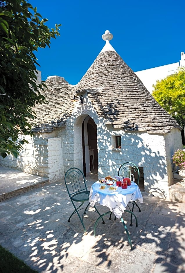 Trullo Giardino Fiorito – Alberobello, LA