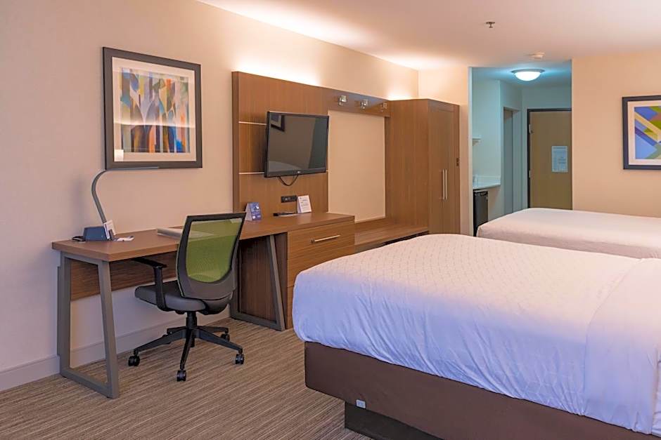 Holiday Inn Express Branford-New Haven By IHG