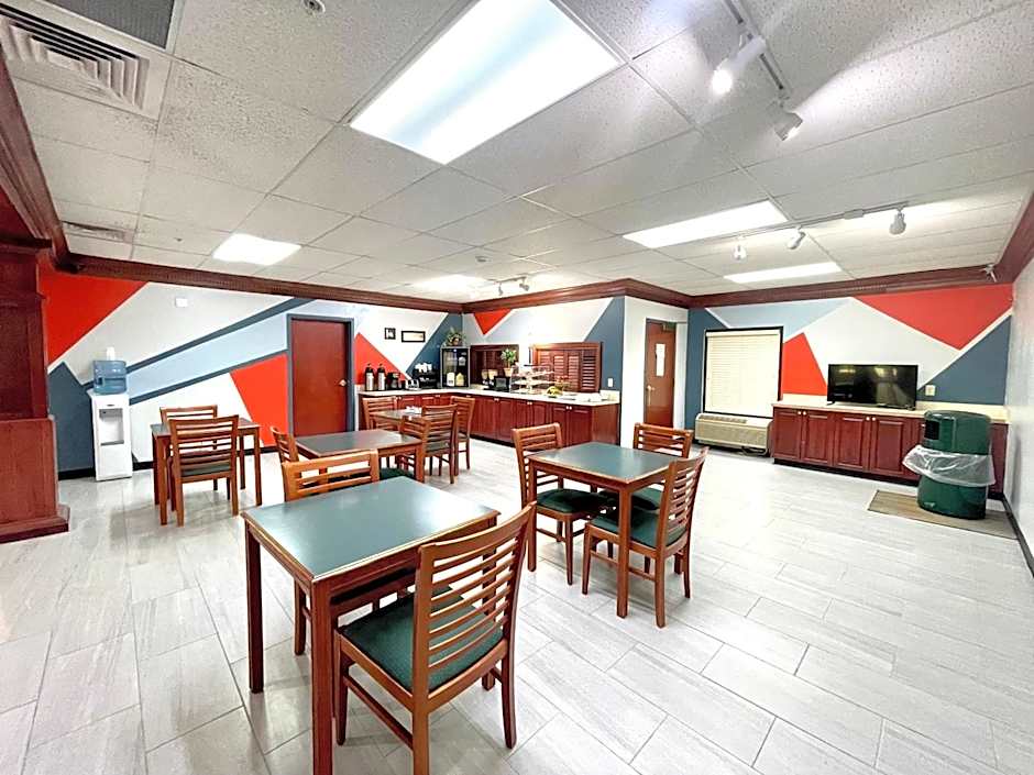 Grand Vista Hotel & Suites