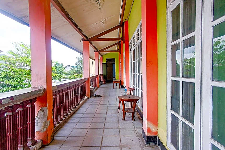 Hotel O Dienda Hayu Near Alun Alun Tastura