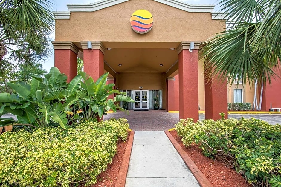 Comfort Inn & Suites Fort Lauderdale West Turnpike