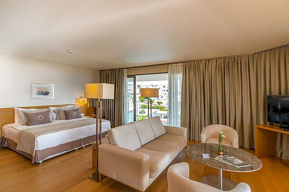 ON'LIVE HOTEL