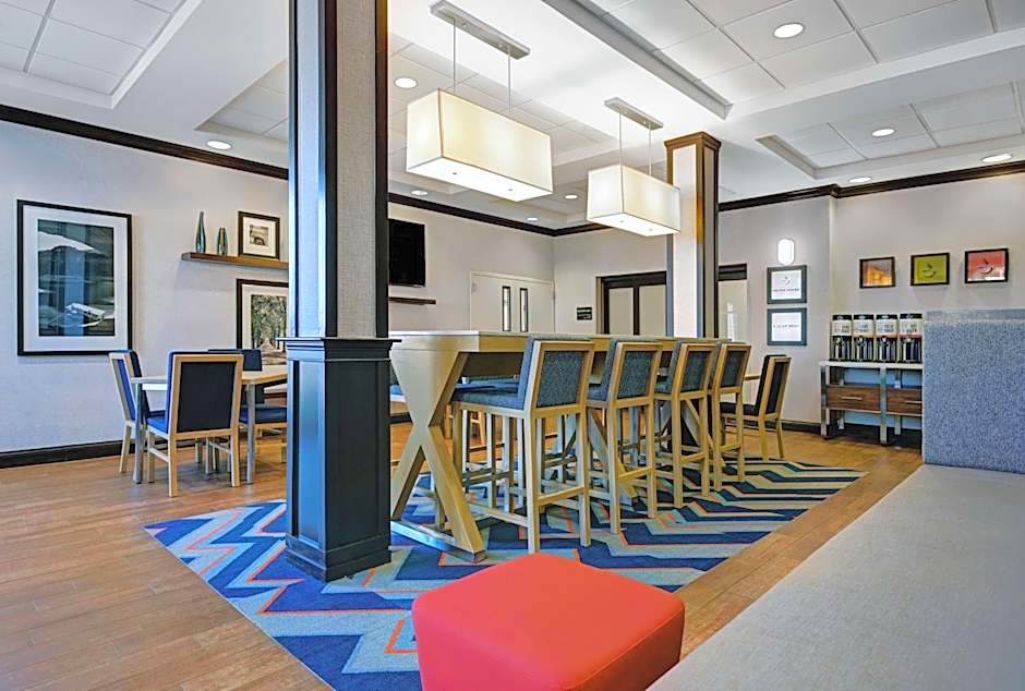 Hampton Inn By Hilton Farmington