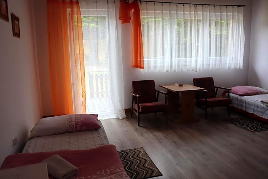 Osrodek Wypoczynkowy " BIESZCZADY"