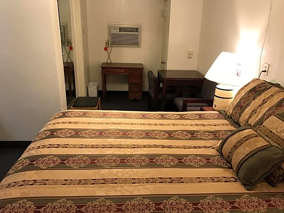 Budget Inn of Brownfield