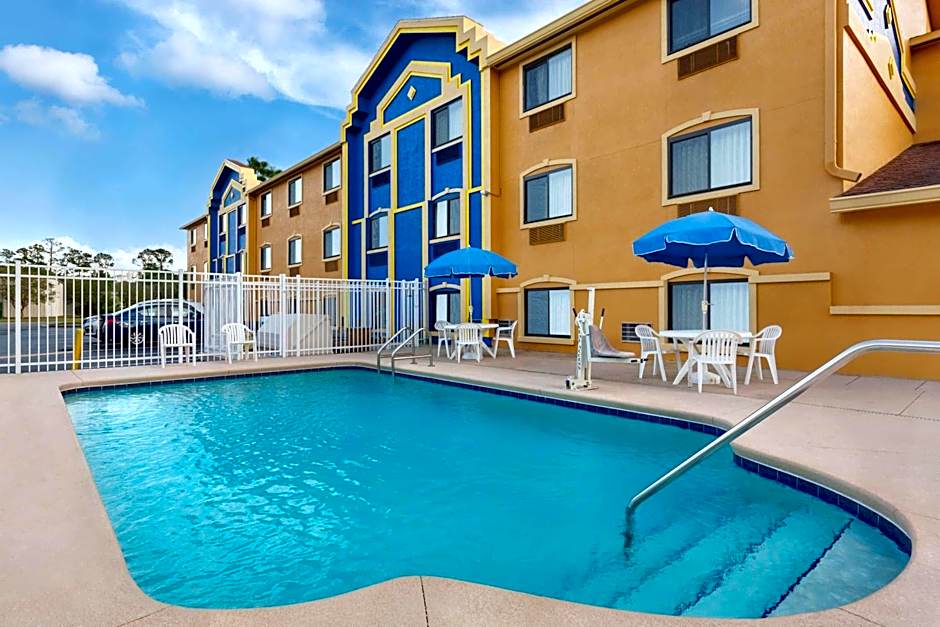 Days Inn by Wyndham Orange Park/Jacksonville
