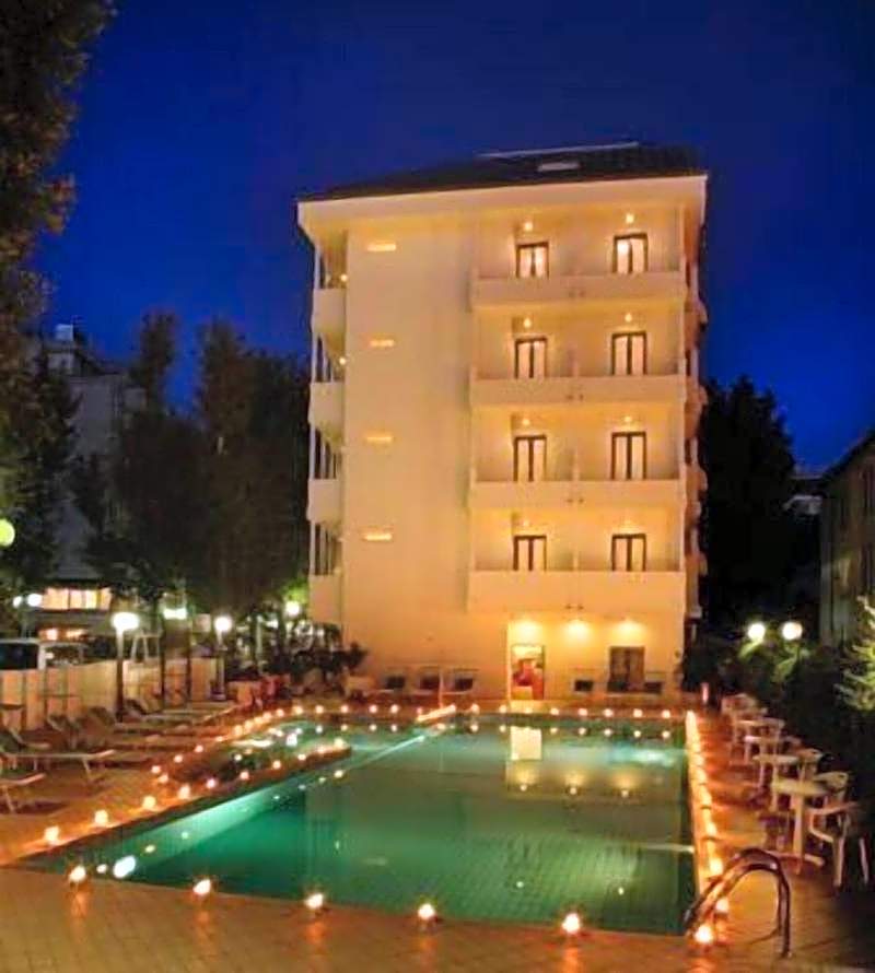 Hotel Ines