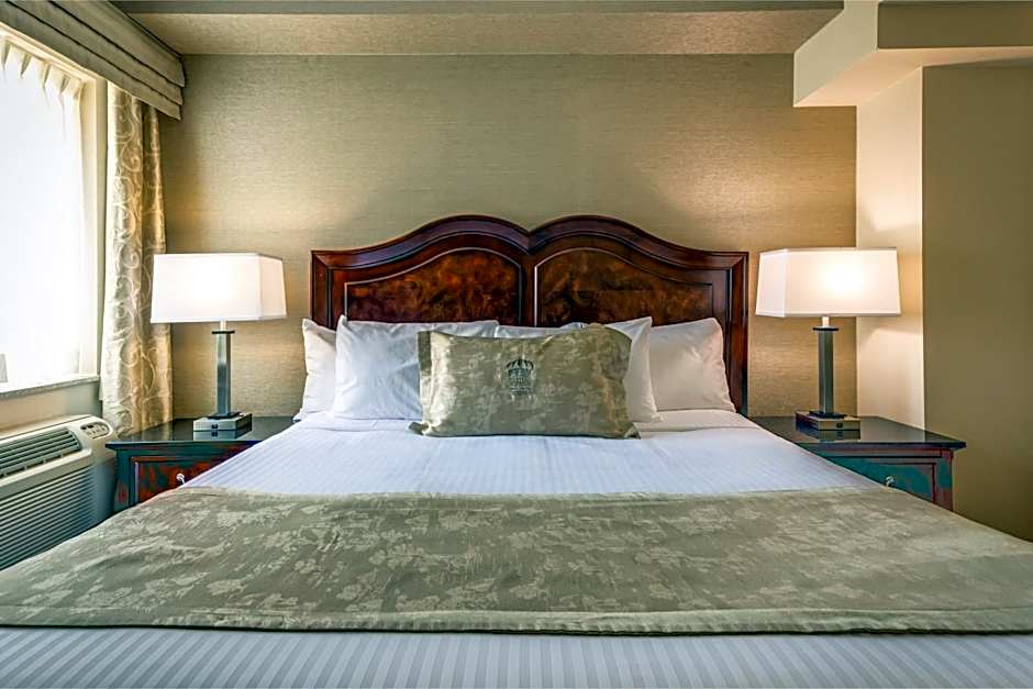 Monte Carlo Inn & Suites Downtown Markham