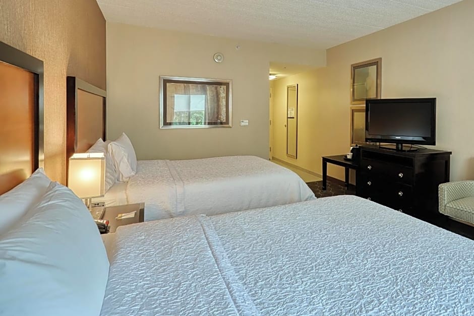 Hampton Inn and Suites Parsippany/North